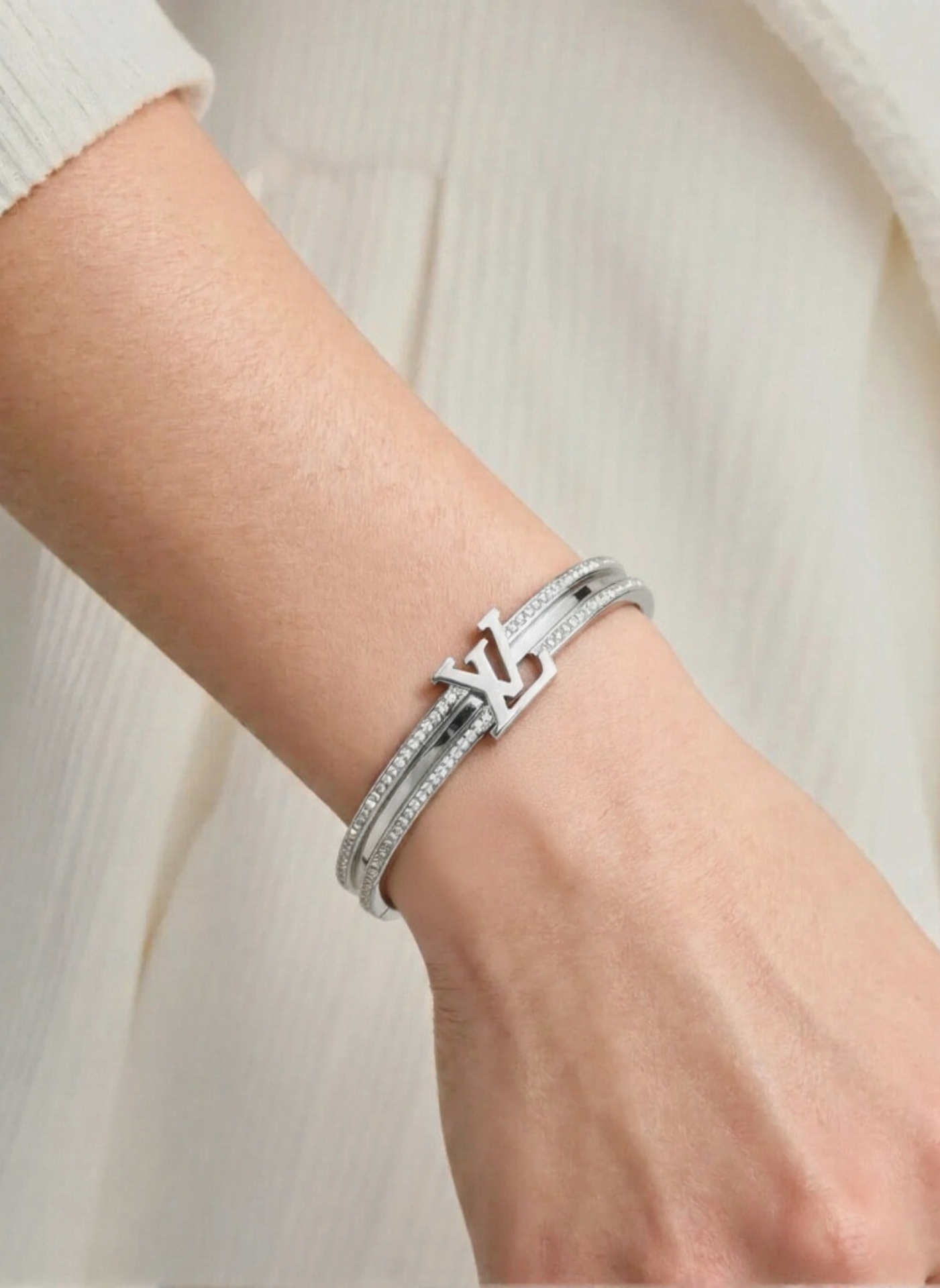 Silver Adjustable bracelet