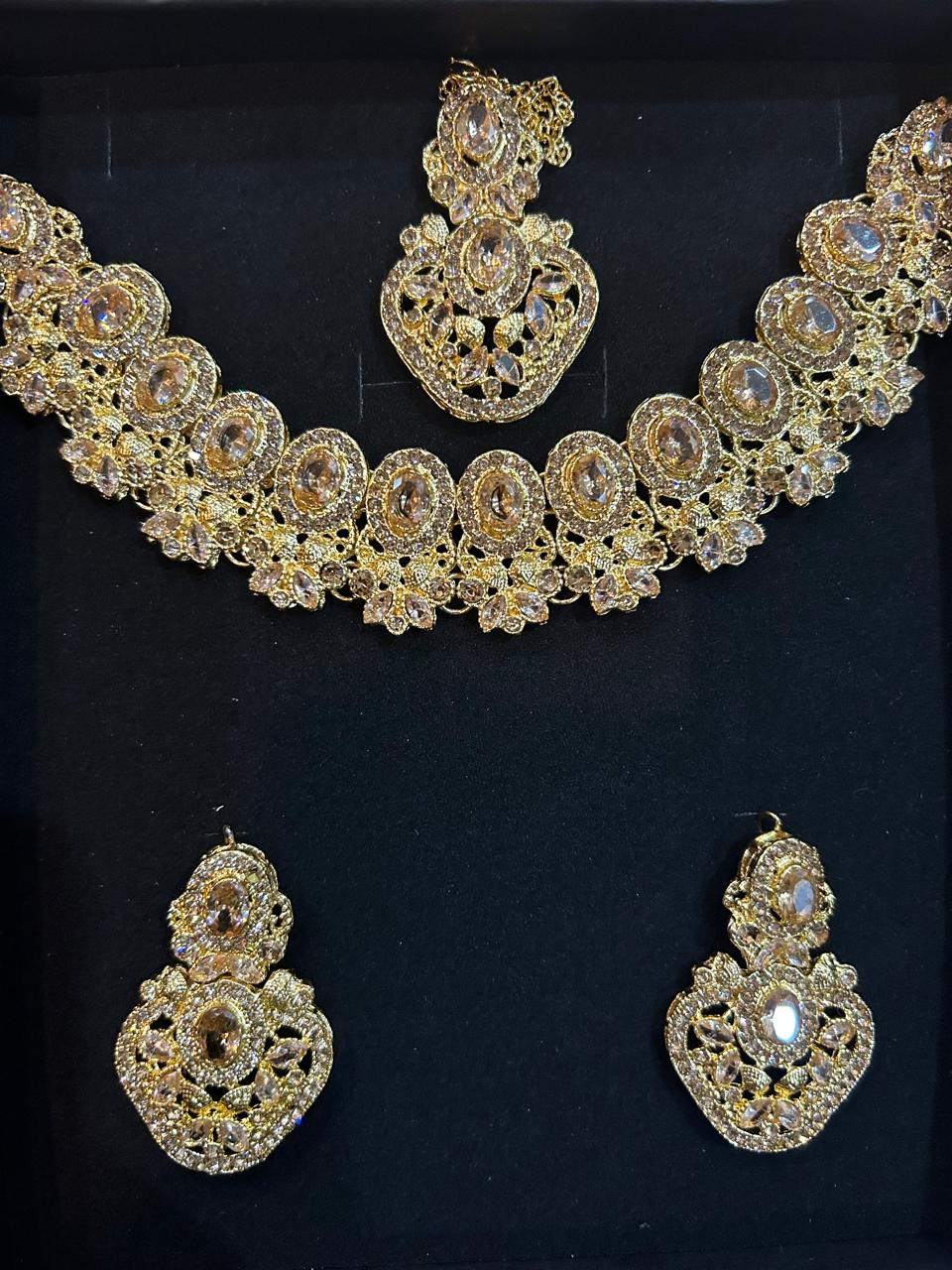 SG Luxury Necklace Set 2