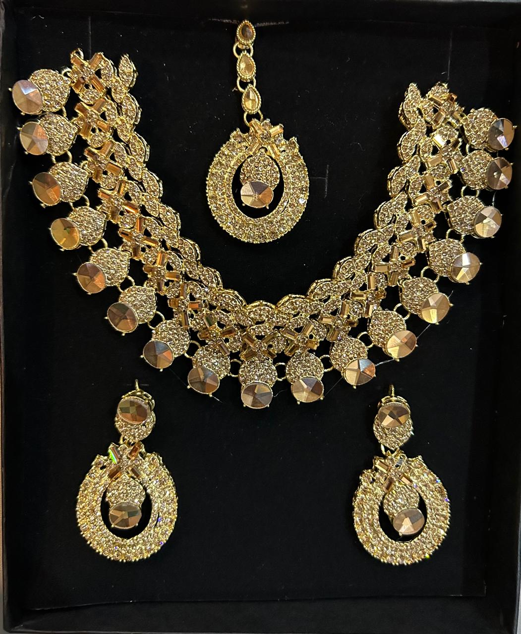 SG Luxury Necklace Set